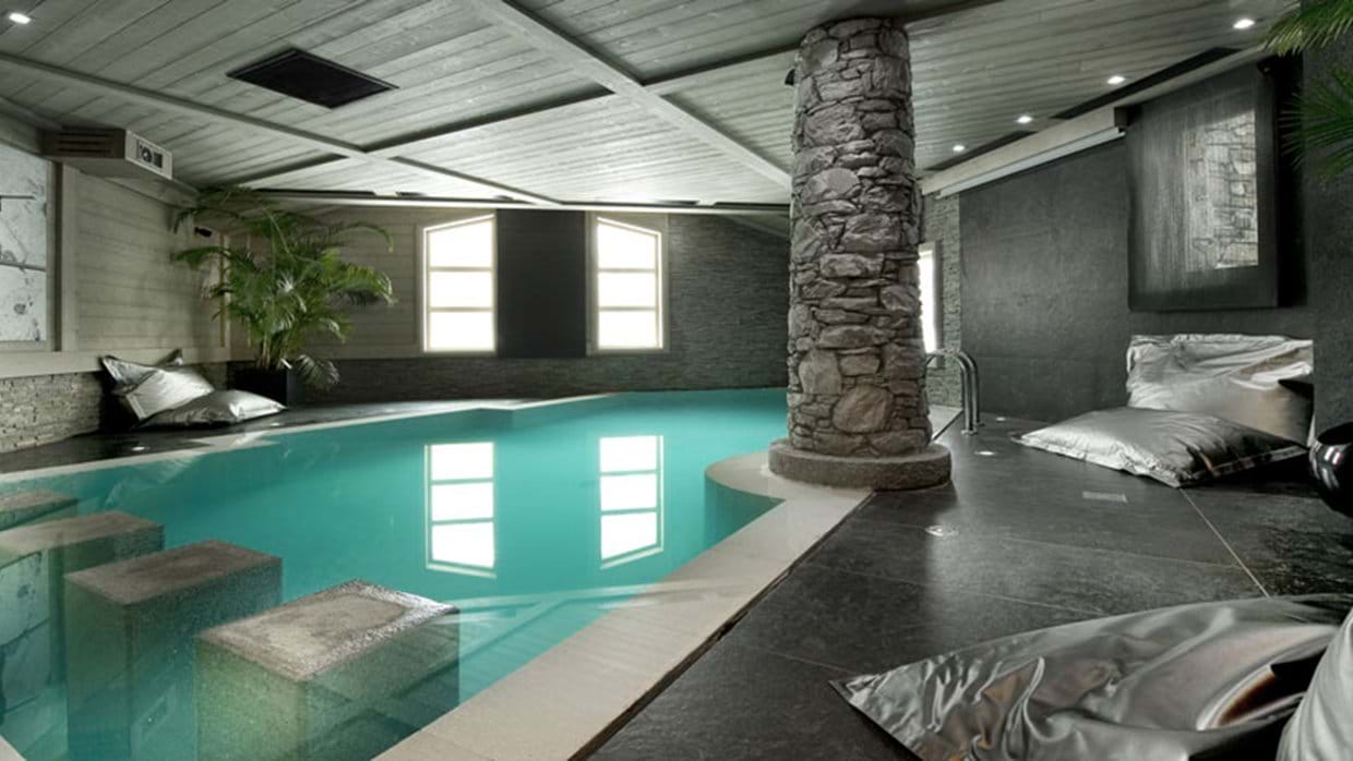 The best luxury ski chalets in Val d’Isère with a swimming pool