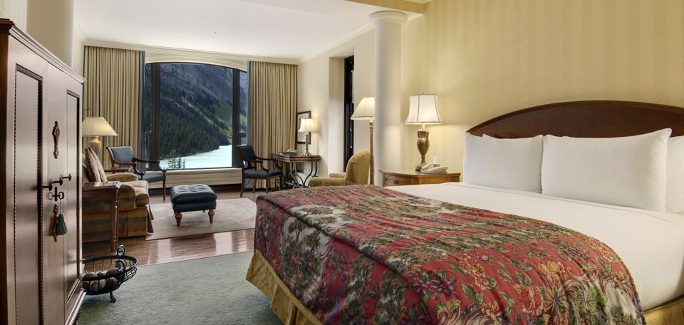 The Fairmont Chateau Lake Louise | Luxury Ski Hotels Banff | Oxford Ski