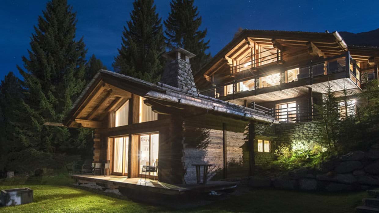 Chalet-Exterior.jpg