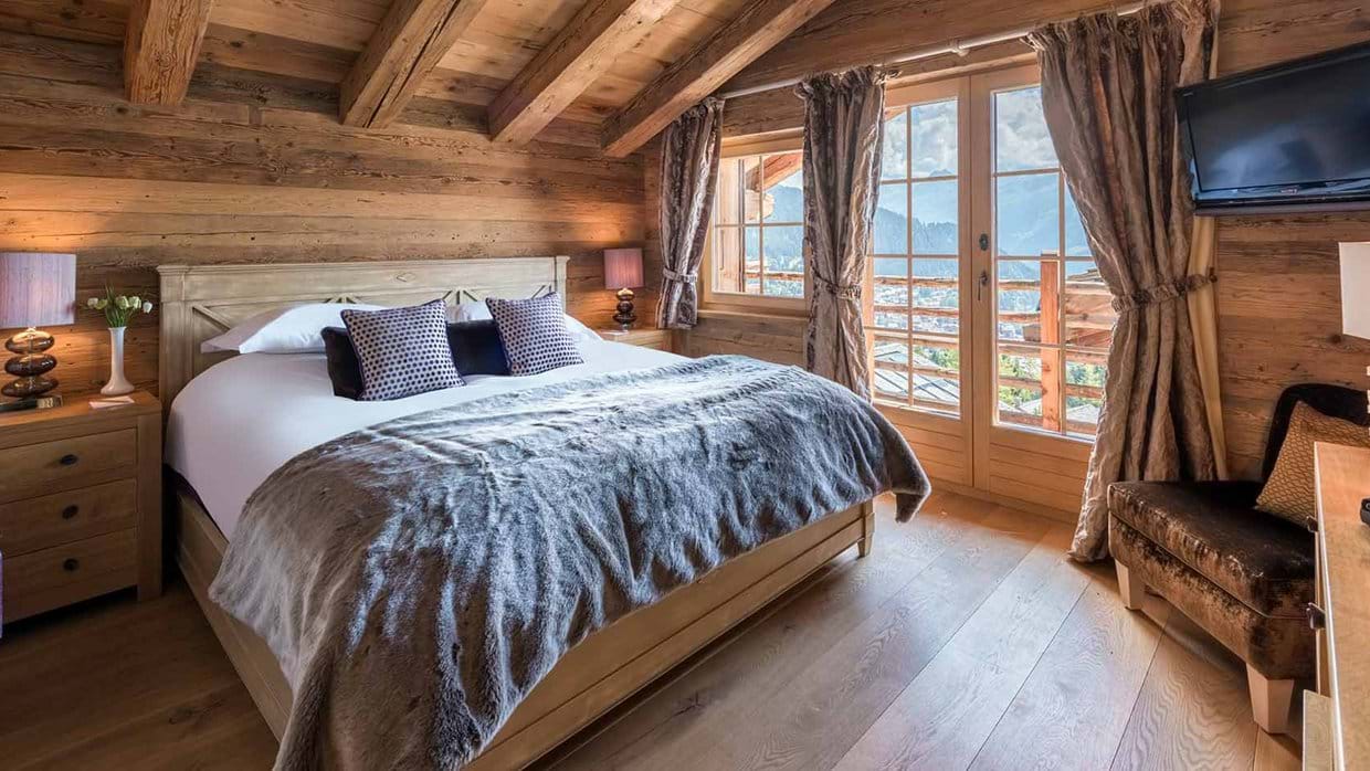 chalet_petit_ours_verbier_luxury_ski_chalet_luxury_ski_oxford_ski_bedroom_1.jpg