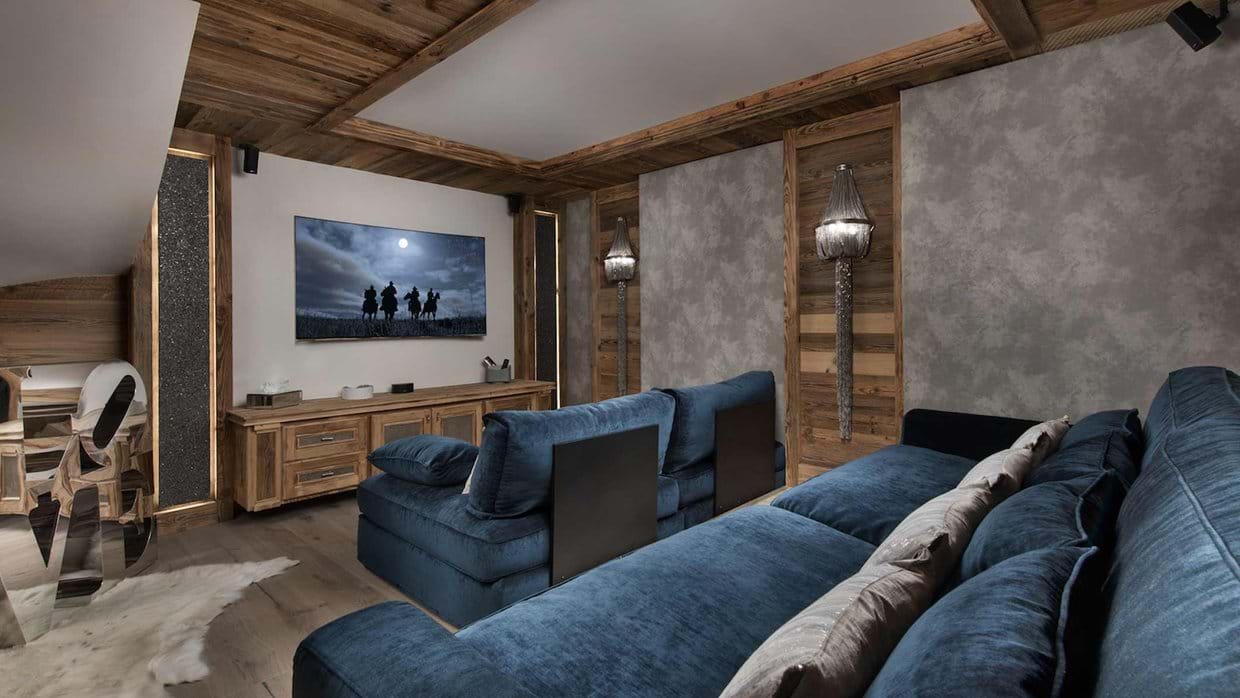 The_White_Chalet_Courchevel_Le Praz_Cinema_img.jpg
