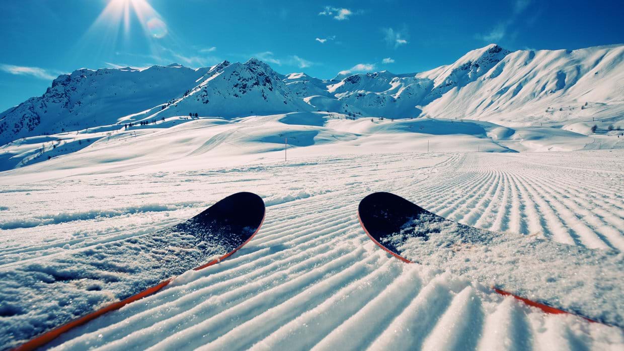 4 Reasons to Ski this Spring