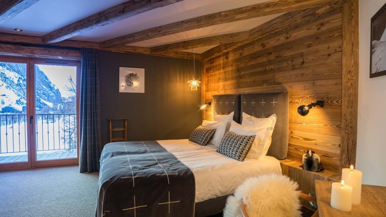 chalet_o_valala_val_disere_oxford_ski_bedroom3.jpg