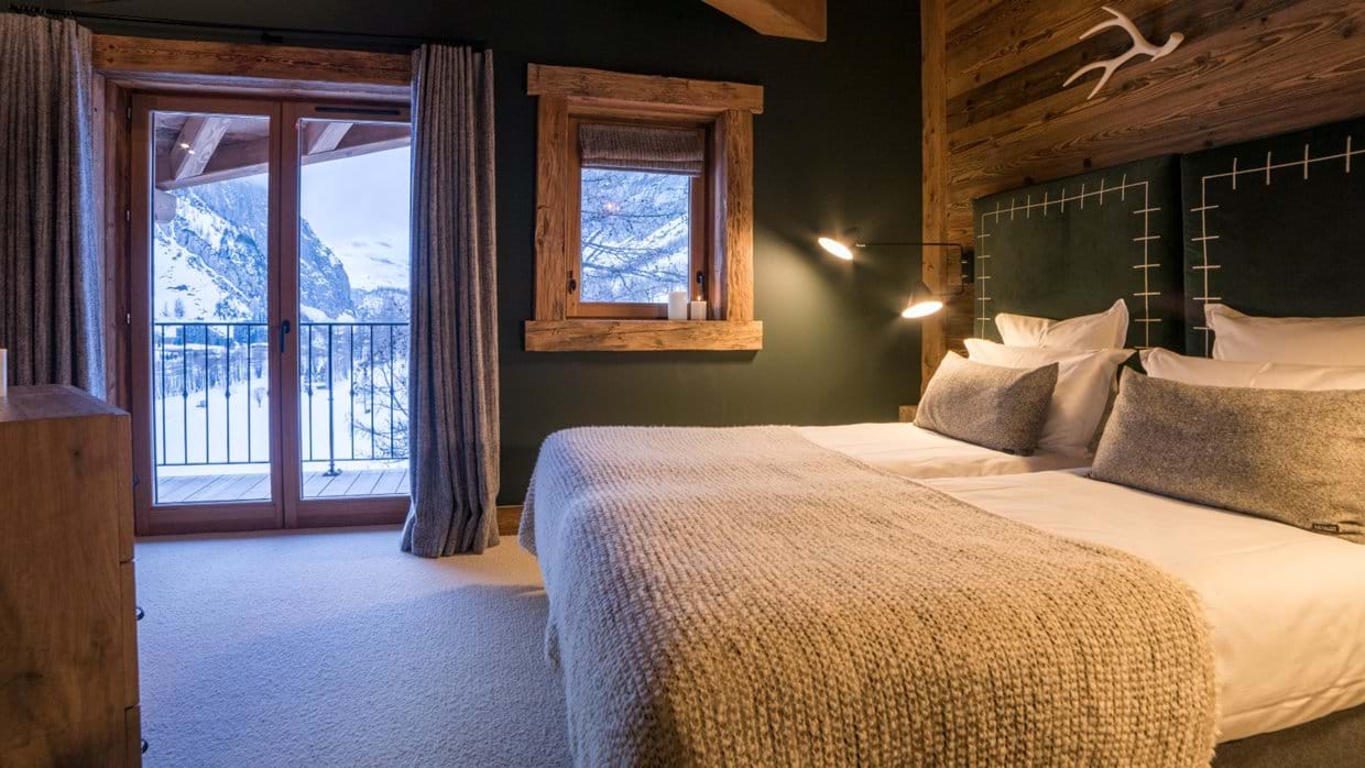 chalet_o_valala_val_disere_oxford_ski_master.jpg