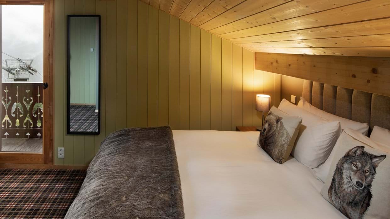 Chalet_Fleurie_Oxford_Ski_Luxury_Chalet_Bedroom.jpg