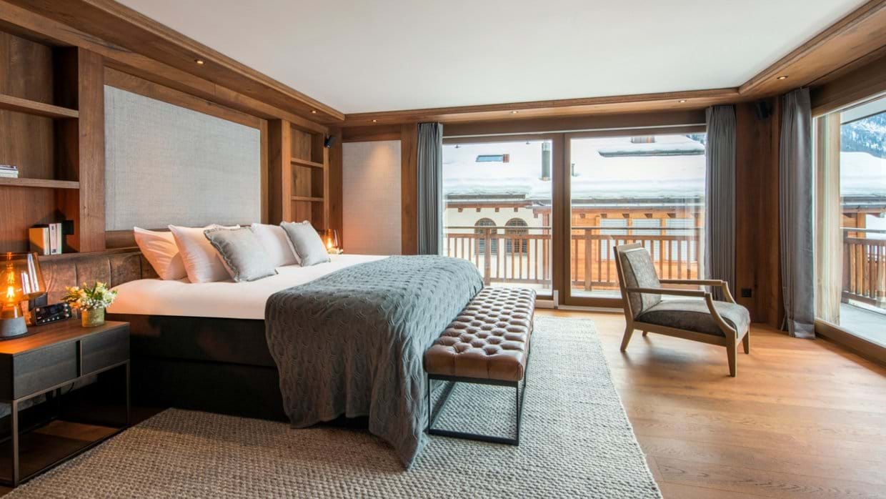 Haus_Leytron_Zermatt_Oxford_Ski_Luxury_Chalet_Bedroom_4.jpg
