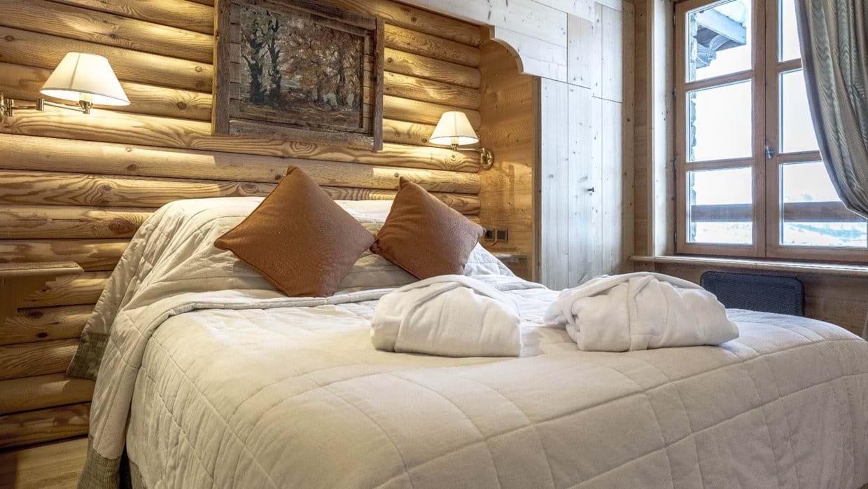 DSC05390-min compressed.jpg