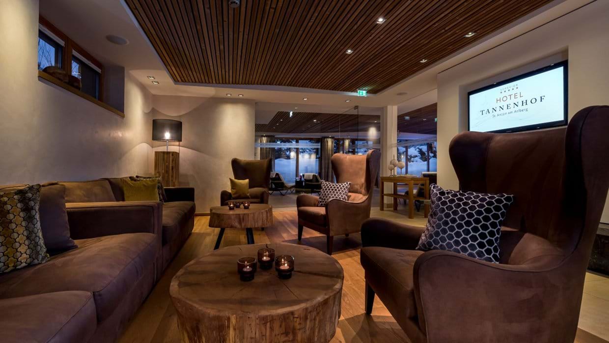 Luxury-ski-hotel-st anton-hotel- tannenhof-oxford-ski-bar (2).jpg