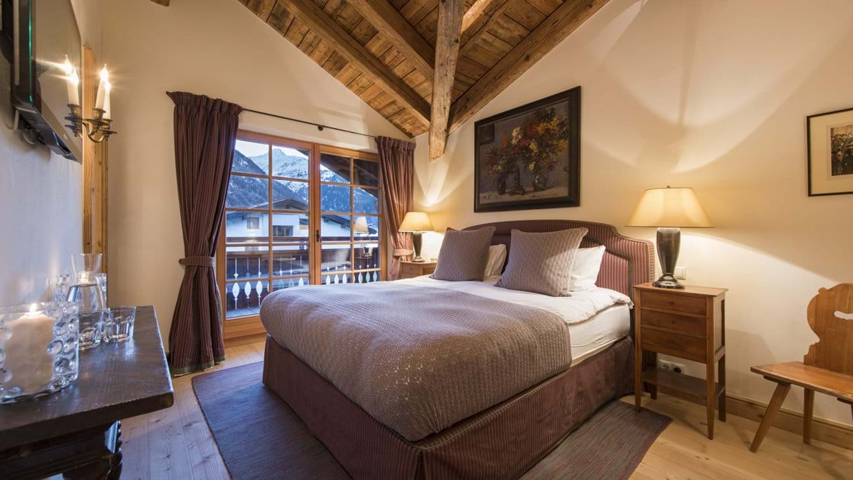 luxury_ski_chalet_antoinette_st_anton_oxford_ski_company (3).jpg