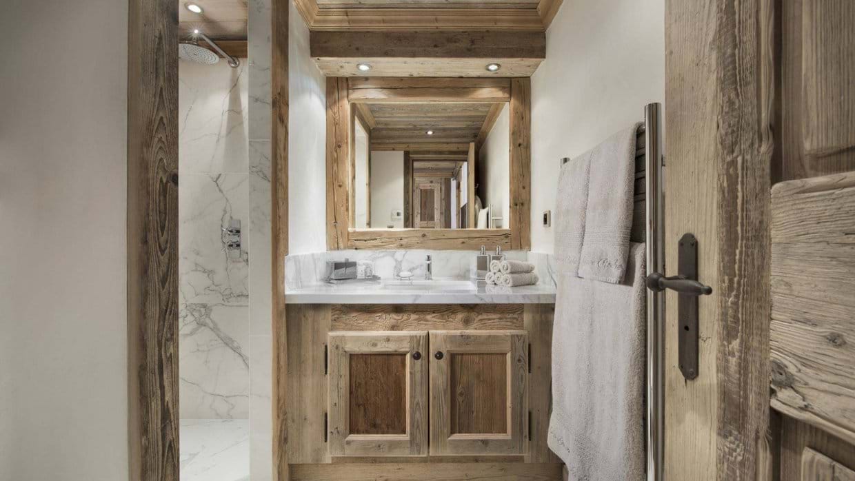 luxury-ski-chalet-courcehvel-1850-grande-roche-oxford-ski-company (16).jpg