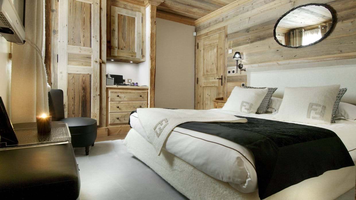 luxury-ski-chalet-courcehvel-1850-grande-roche-oxford-ski-company (12).jpg