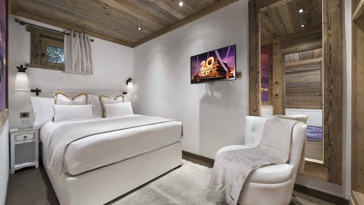 luxury-ski-chalet-courcehvel-1850-grande-roche-oxford-ski-company (13).jpg