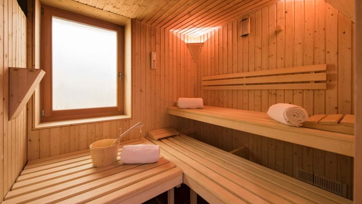 luxury-ski-chalet-zermatt-shalimar-oxford-ski-spa (3).jpg