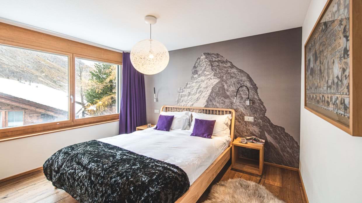 luxury-ski-chalet-zermatt-lys-oxford-ski-be (4).jpg