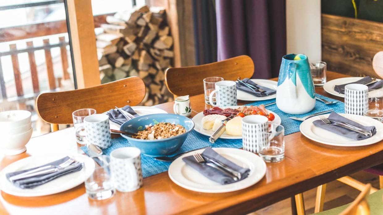 luxury-ski-chalet-zermatt-lys-oxford-ski-di (3).jpg