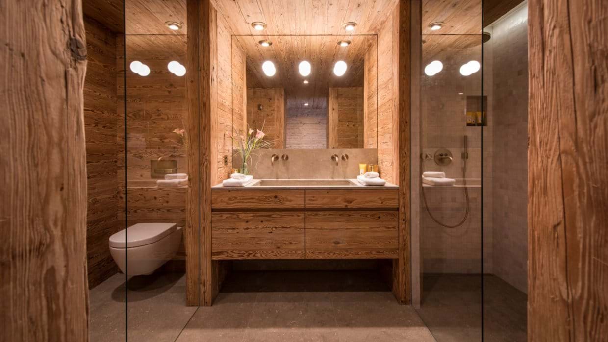 luxury-ski-chalet-zermatt-mckinley-oxford-ski-bathroom (3).jpg