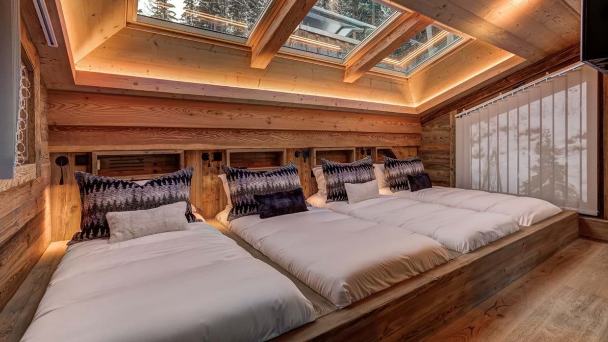 luxury-ski-chalet-chamonix-azurite-oxford-ski-qu.jpg