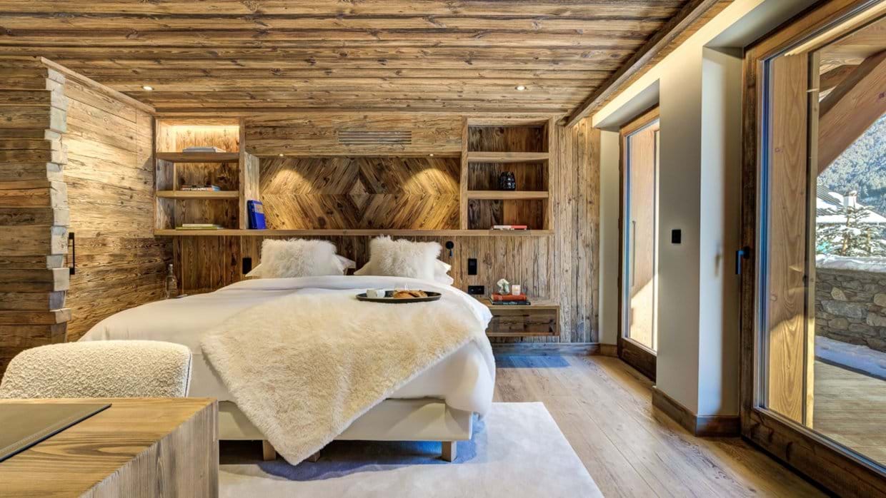 luxury-ski-chalet-chamonix-azurite-oxford-ski-be (7).jpg