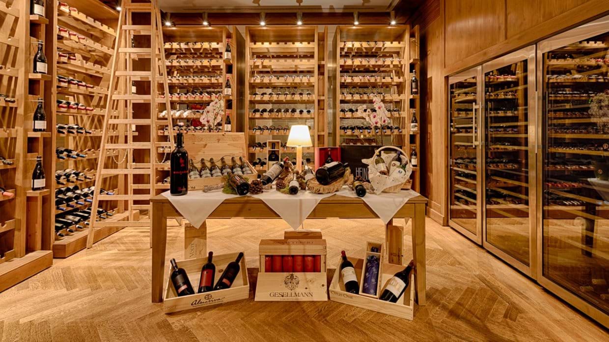 Luxury-ski-Hotel-Kitbuuhel-kempinski-oxford-ski-Wine Cellar.jpg