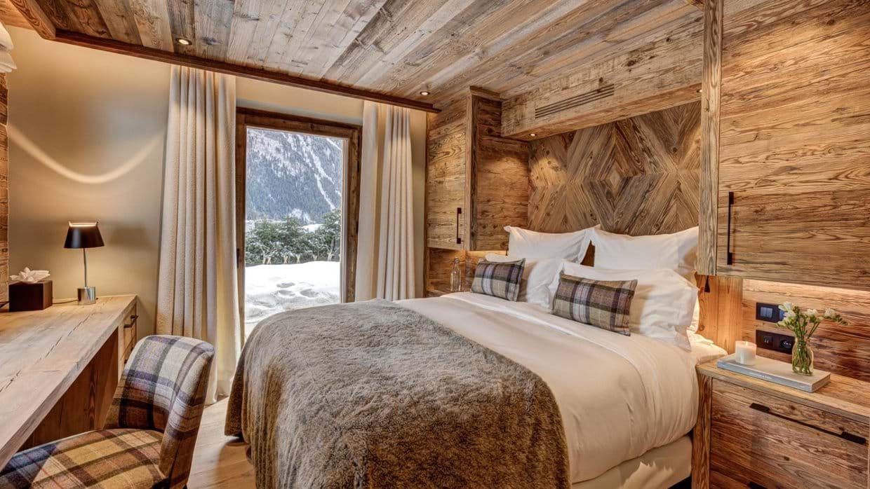 luxury-ski-chalet-chamonix-saphir-oxford-ski-bedroom.jpg