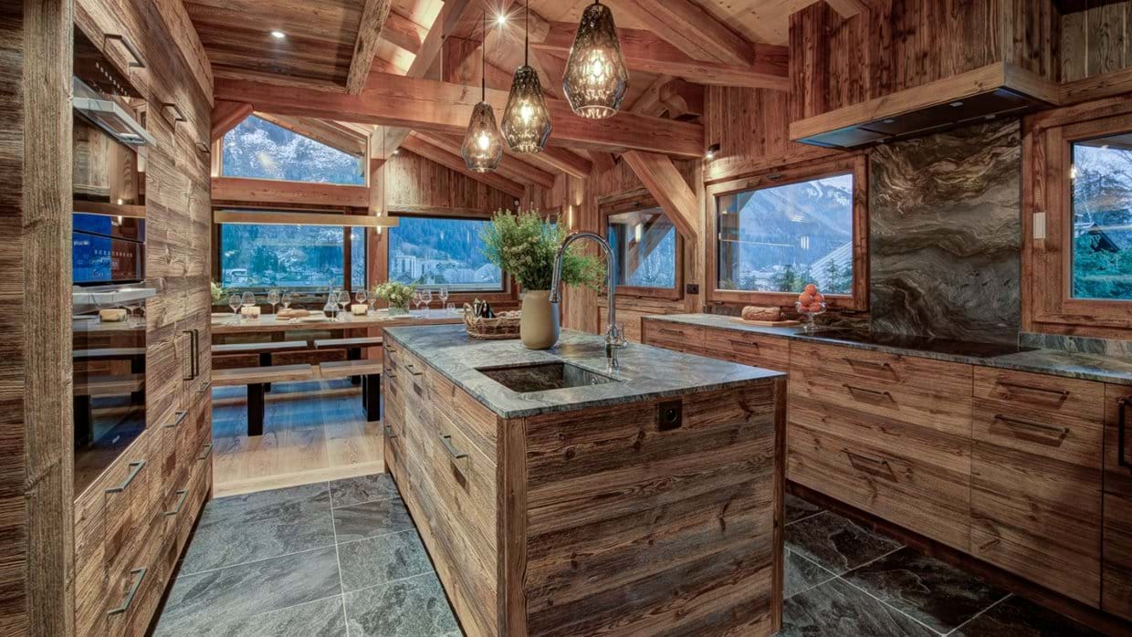 luxury-ski-chalet-chamonix-alaska-oxford-ski-kitchen.jpg