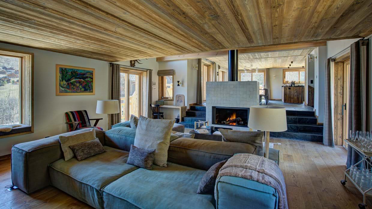 luxury-ski-chalet-meribel-chalet-bergeronnette-oxford-ski-Lounge-Alternative-View.jpg