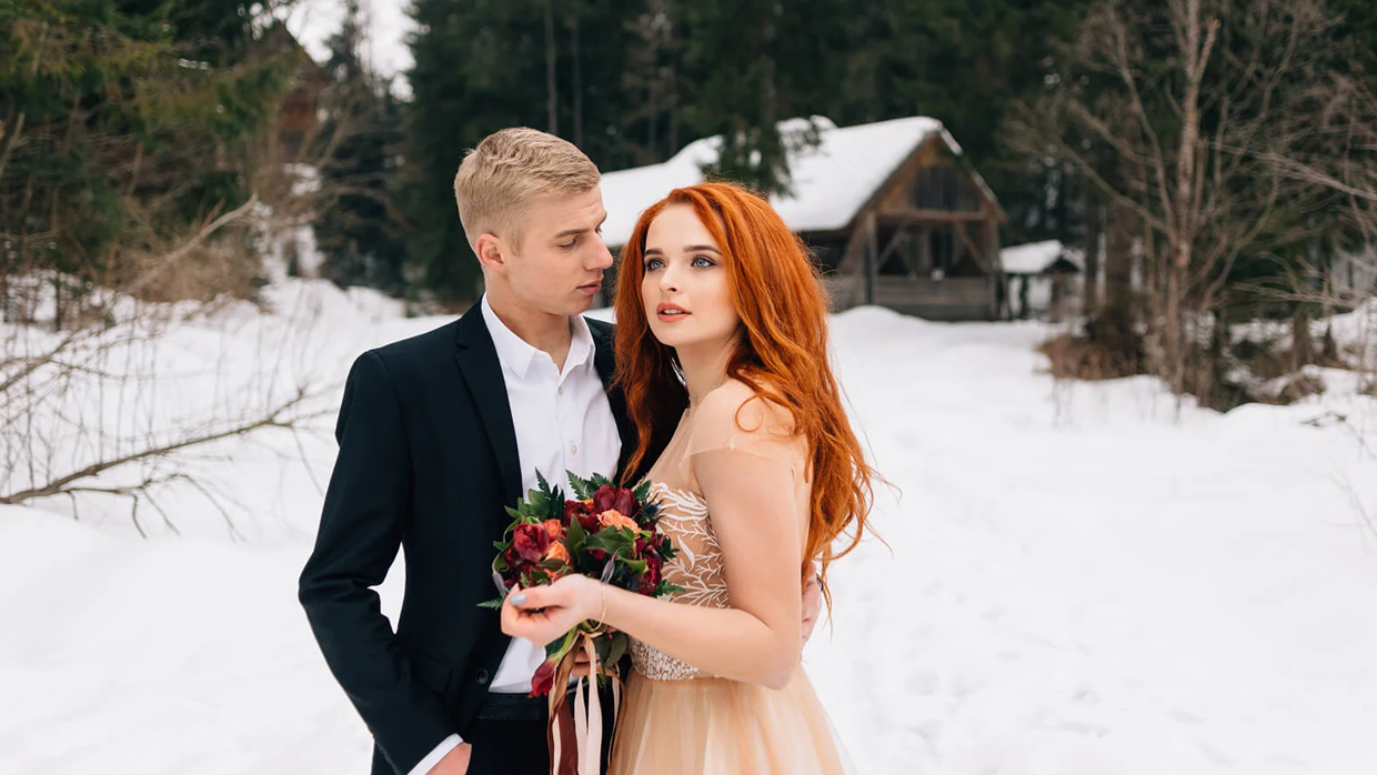 Why Luxury Ski Chalets Make the Perfect Place for Proposals