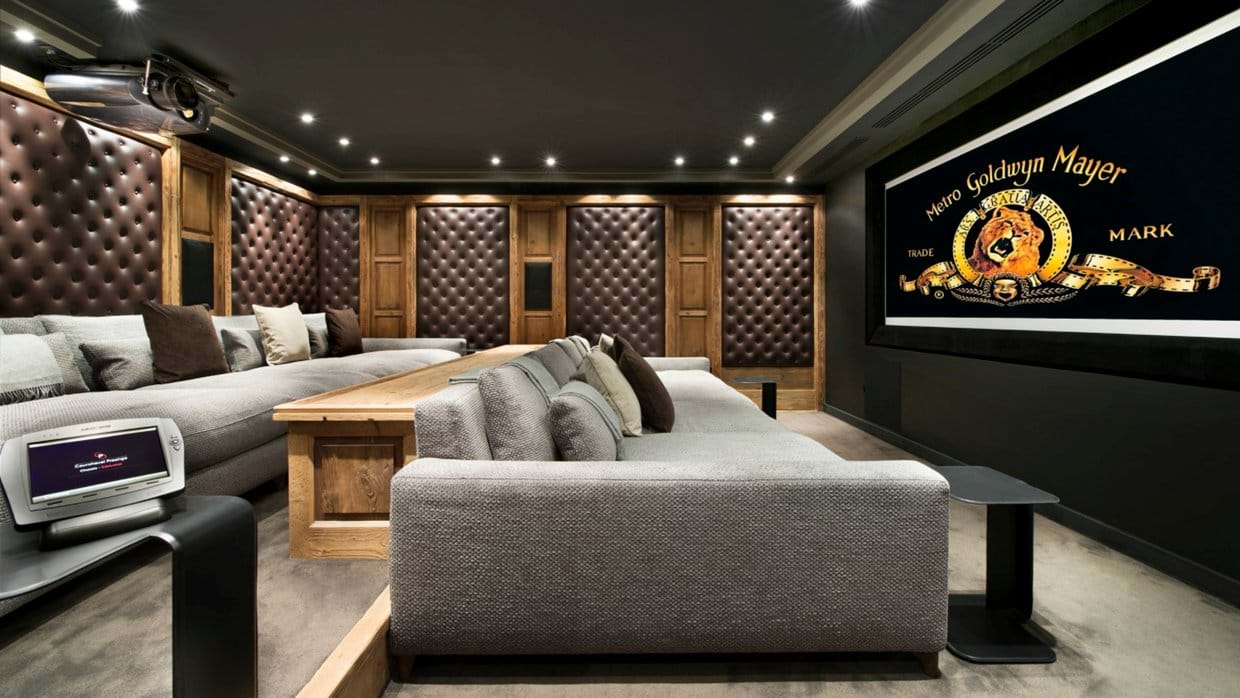 luxury-ski-chalets-courchevel-1850-oxford-ski-company-edelweiss (5).jpg