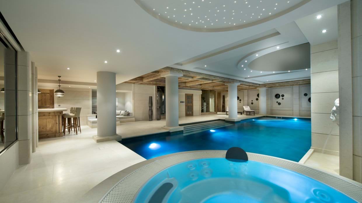 luxury-ski-chalets-courchevel-1850-oxford-ski-company-edelweiss (12).jpg