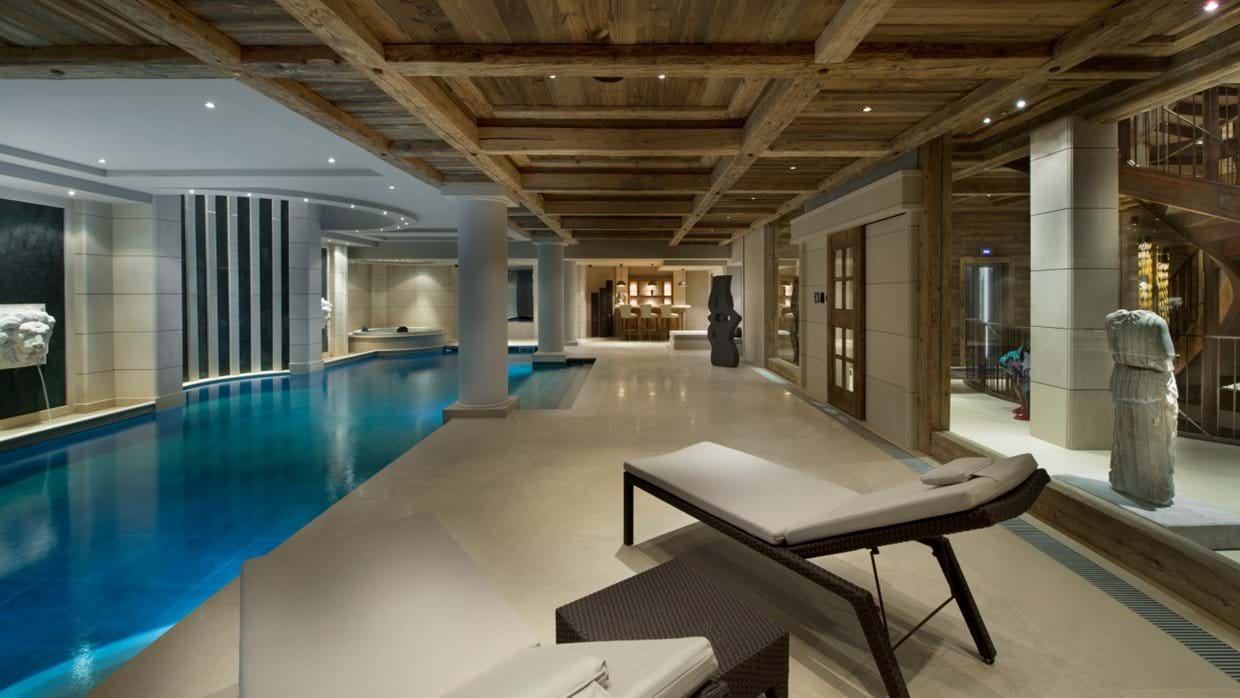 luxury-ski-chalets-courchevel-1850-oxford-ski-company-edelweiss (25).jpg
