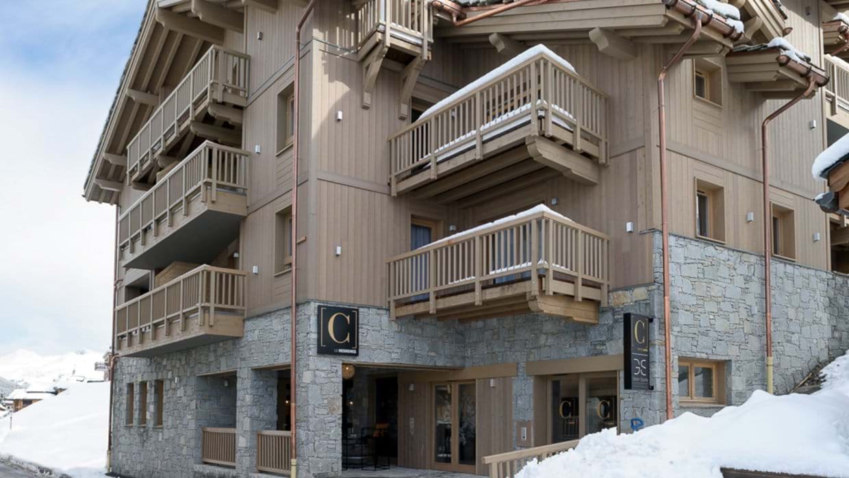 Luxury-ski-chalet-courchevel-1650-Le-C-Oxford-Ski-Exterior.jpg