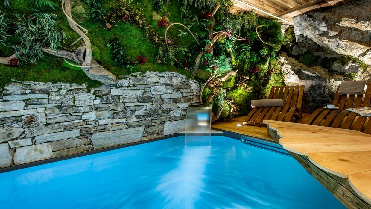 luxury-ski-chalet-val-disere-machapuchare-oxford-ski-company (33).jpg