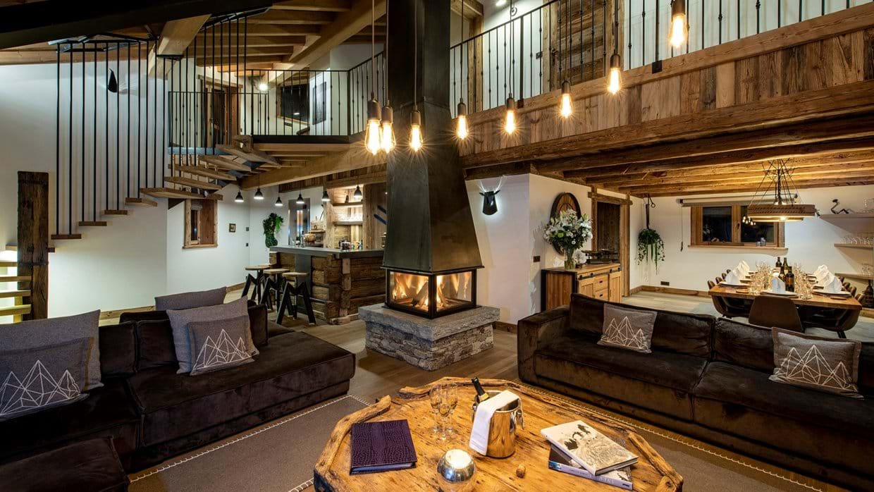 luxury-ski-chalet-val-disere-machapuchare-oxford-ski-company (1).jpg