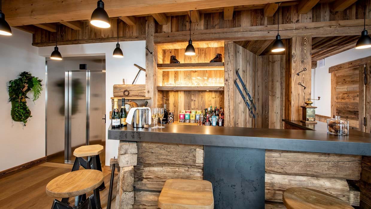 luxury-ski-chalet-val-disere-machapuchare-oxford-ski-company (4).jpg