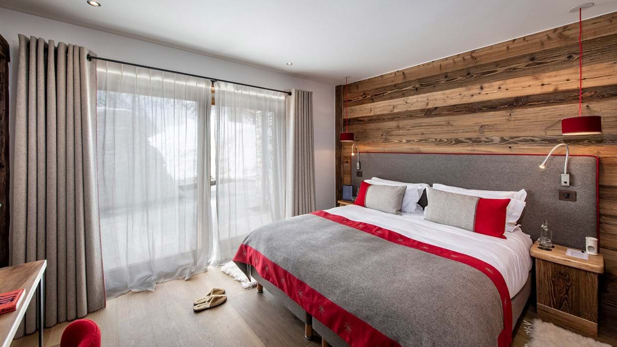 luxury-ski-chalet-val-disere-machapuchare-oxford-ski-company (21).jpg