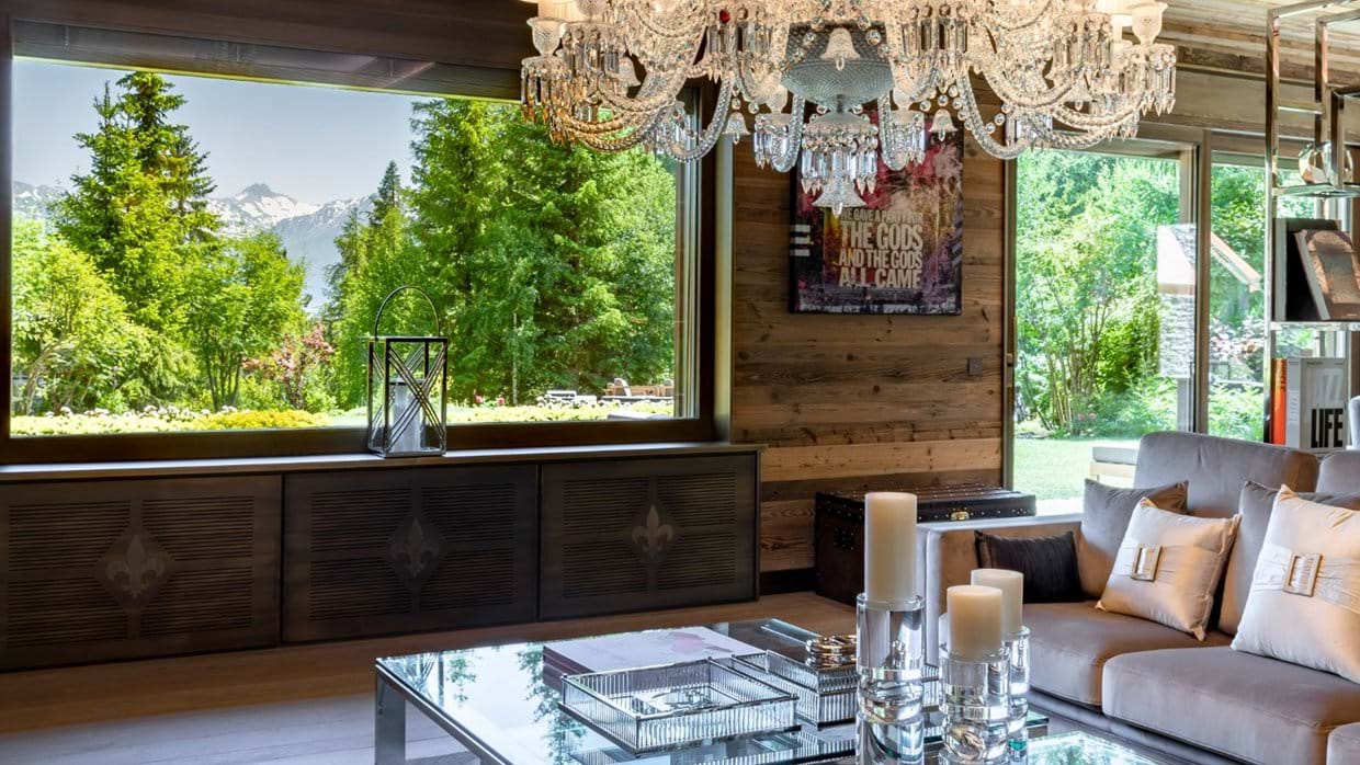 Luxury-Ski-Chalet-Crans-Montana-Ultima-Chalet-One-Lounge3.jpg