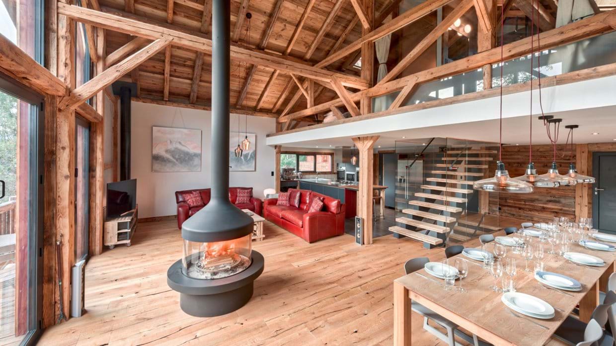 Luxury-Ski-Chalet-Morzine-Chalet-Bobb-Oxford-Ski-Lounge.jpg