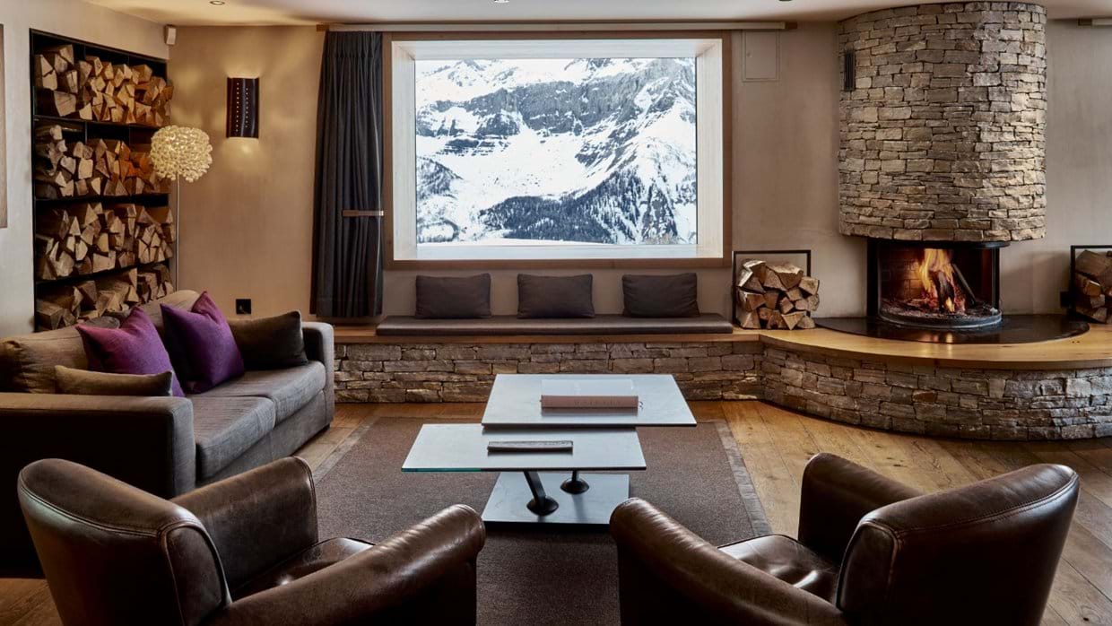 luxury-ski-hotel-crans-montana--chetzeron-Lounge.jpg