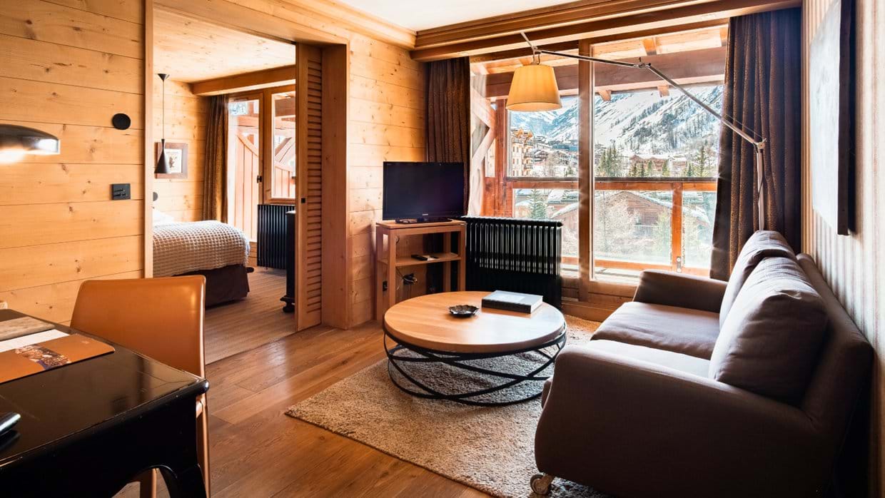 luxury-ski-hotel-blizzard-mountain suite.jpg