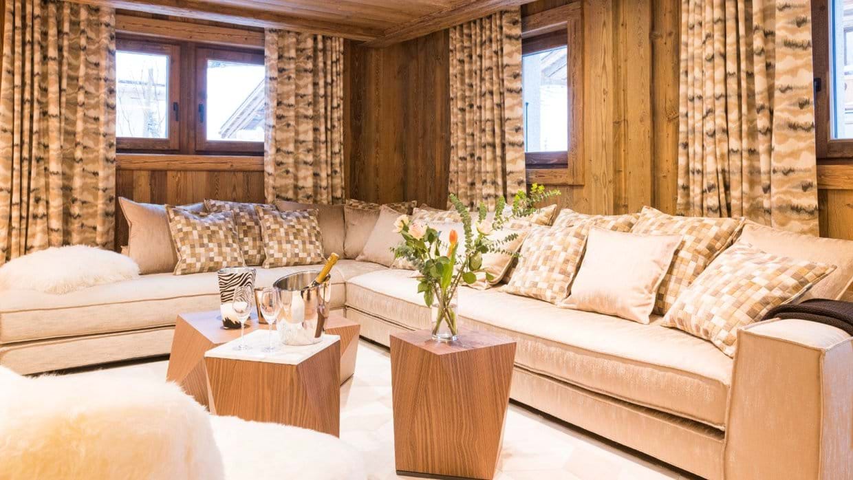 Luxury-Ski-Chalet-St-Gervais-Armancette-Chalet-Carline-Oxford-Ski-Lounge2.jpg