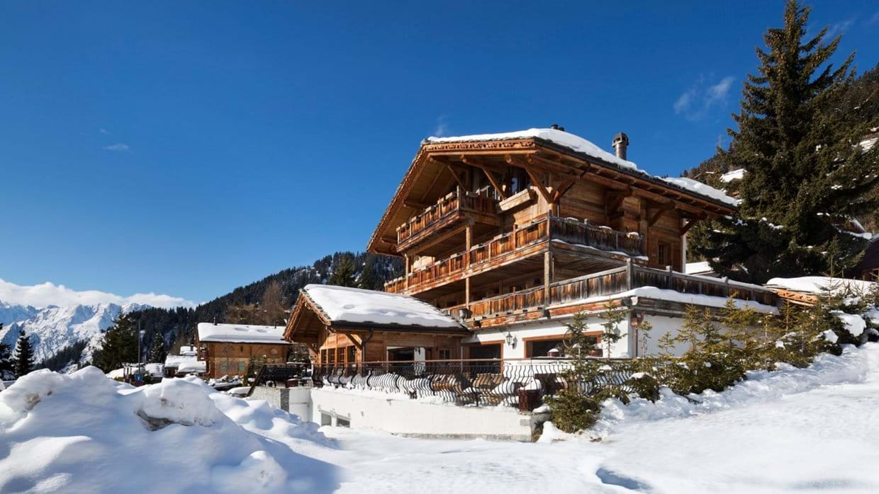 luxury-ski-chalet-verbier-la-truffe-blanche-oxford-ski-exterior (4).jpg