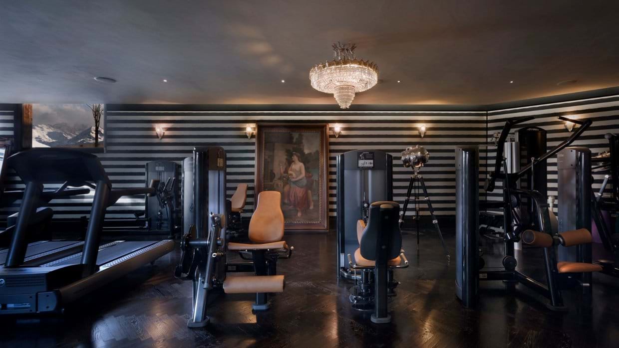 luxury-ski-chalet-verbier-la-truffe-blanche-oxford-ski-gym.jpg