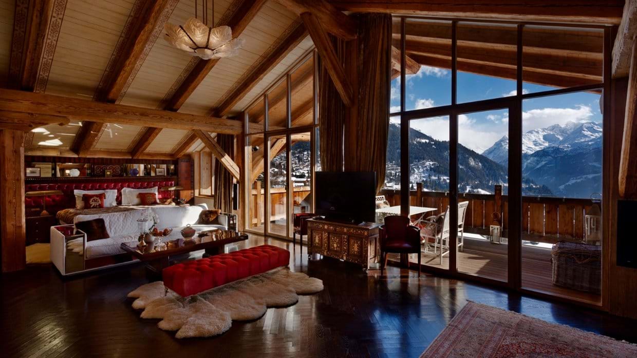 luxury-ski-chalet-verbier-la-truffe-blanche-oxford-ski-living-roo (1).jpg