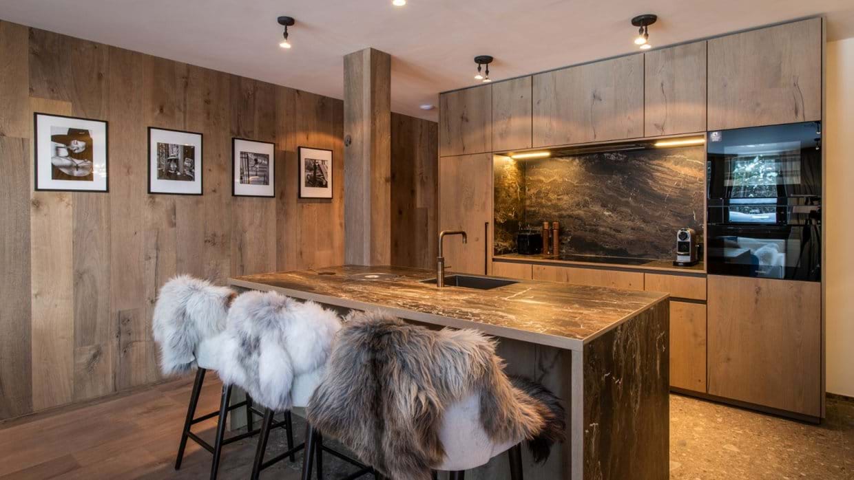 Luxury-Ski-Chalet-St-Anton-Apartment-Rendl-Oxford-Ski-Kitchen.jpg
