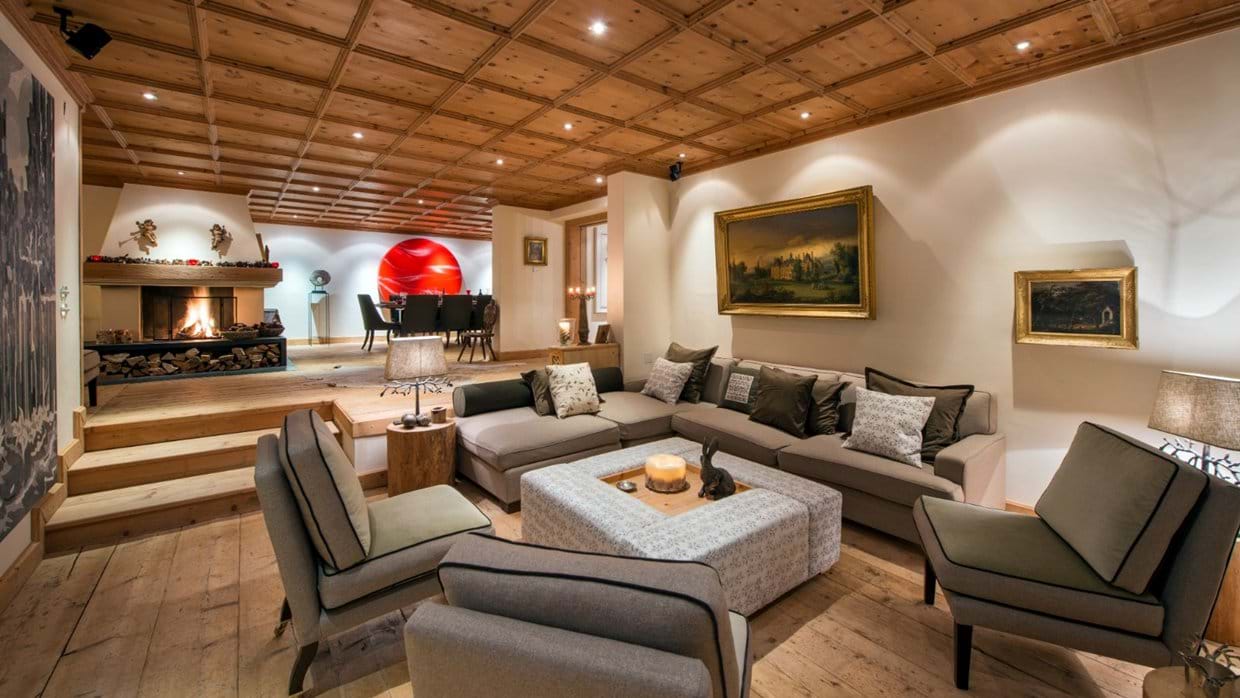 Luxury-Ski-Chalet-St-Anton-Chalet-Maria-Schnee-Oxford-Ski-Lounge (2).jpg