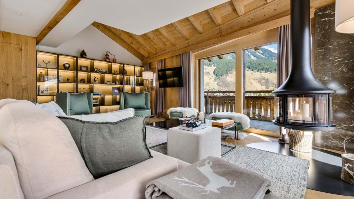 luxury-ski-chalet-penthouseklosters-oxford-ski-lounge.jpg