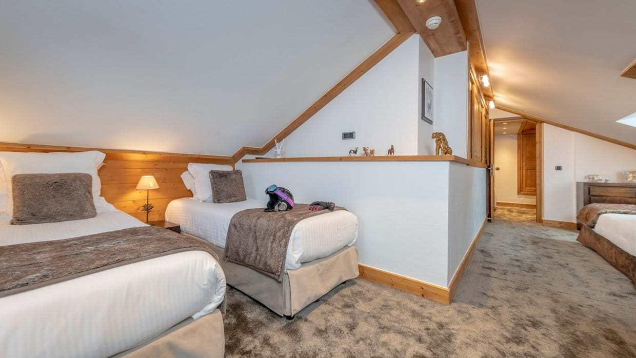 Chambre Famille Deluxe 5 pers (3) (1).jpg