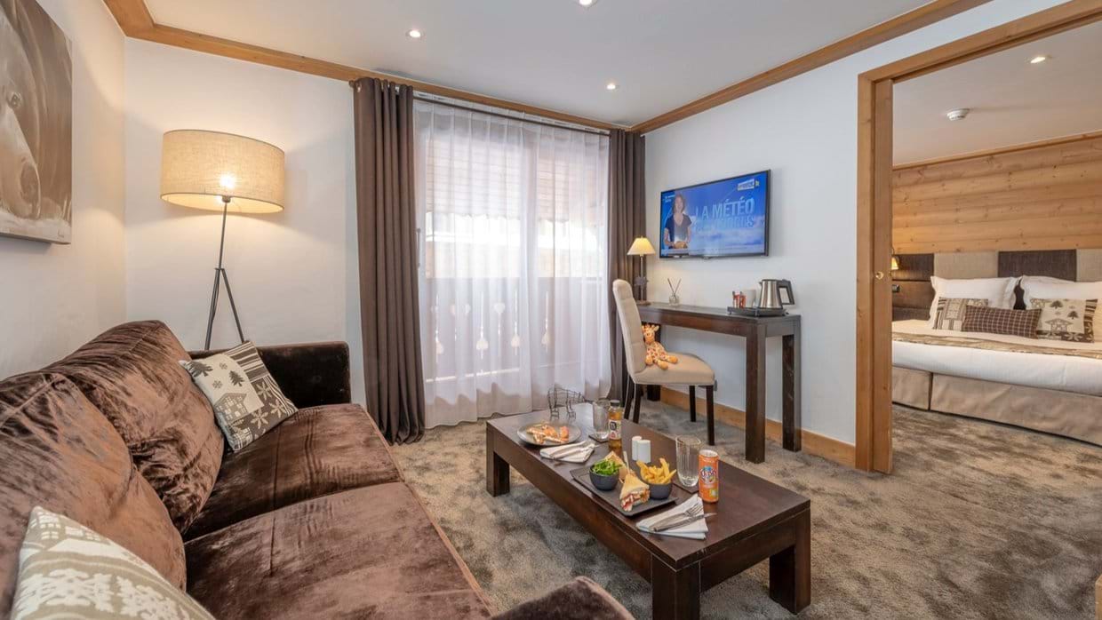 Suite Lounge (1) (1).jpg