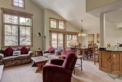 Mountain Thunder Lodge