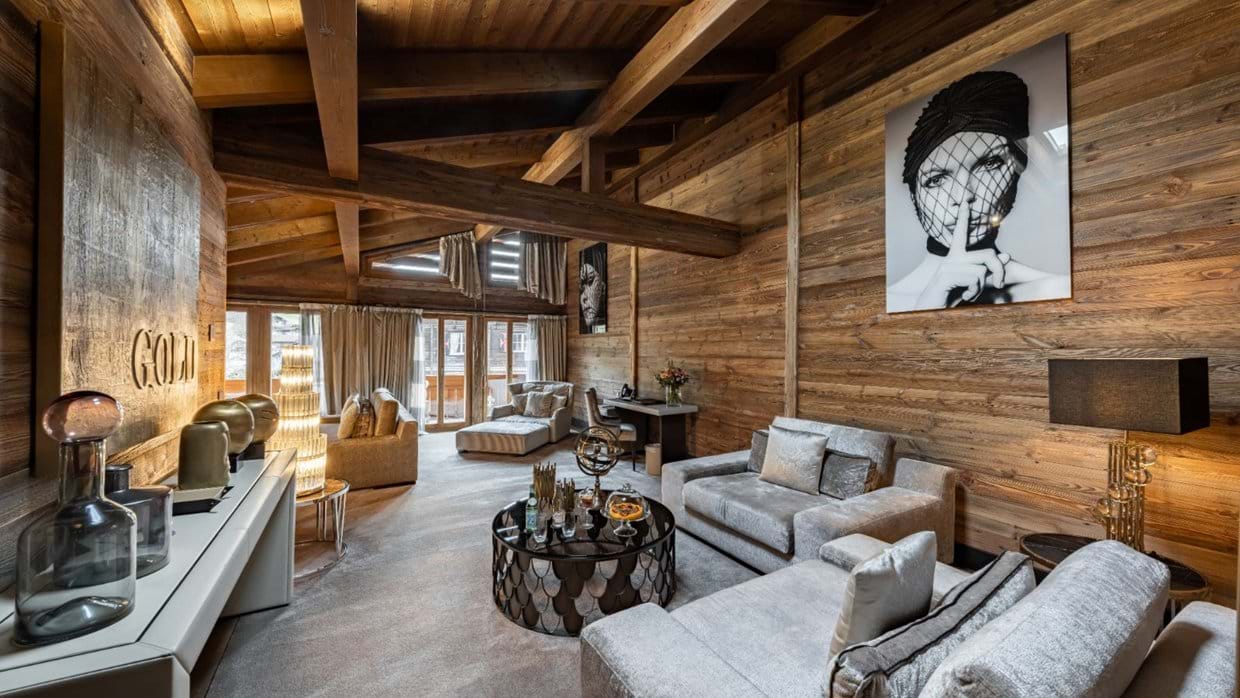 Ultima Gstaad Prestige Suite Lounge.jpg (1)